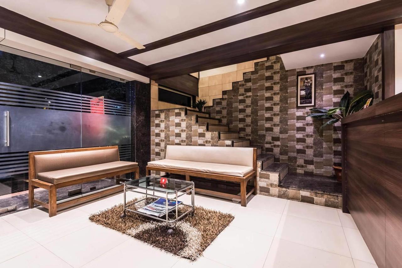 Hotel Veer Residency Panvel Buitenkant foto
