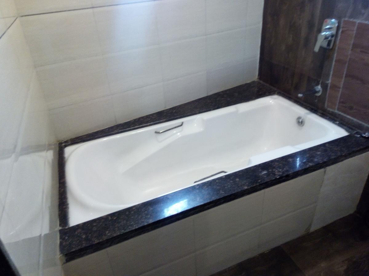 Hotel Veer Residency Panvel Buitenkant foto